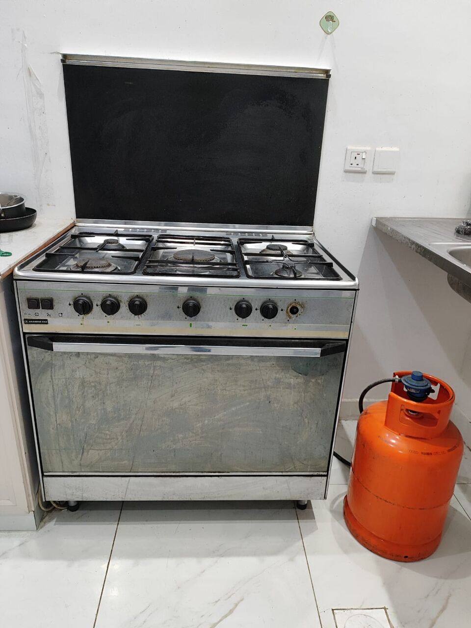 Madinah, Household Items, SAR 1410,  AC, Washing Machine, Refrigerator, Cooking Range, Gas Cylinder & Vacuum Cleaner