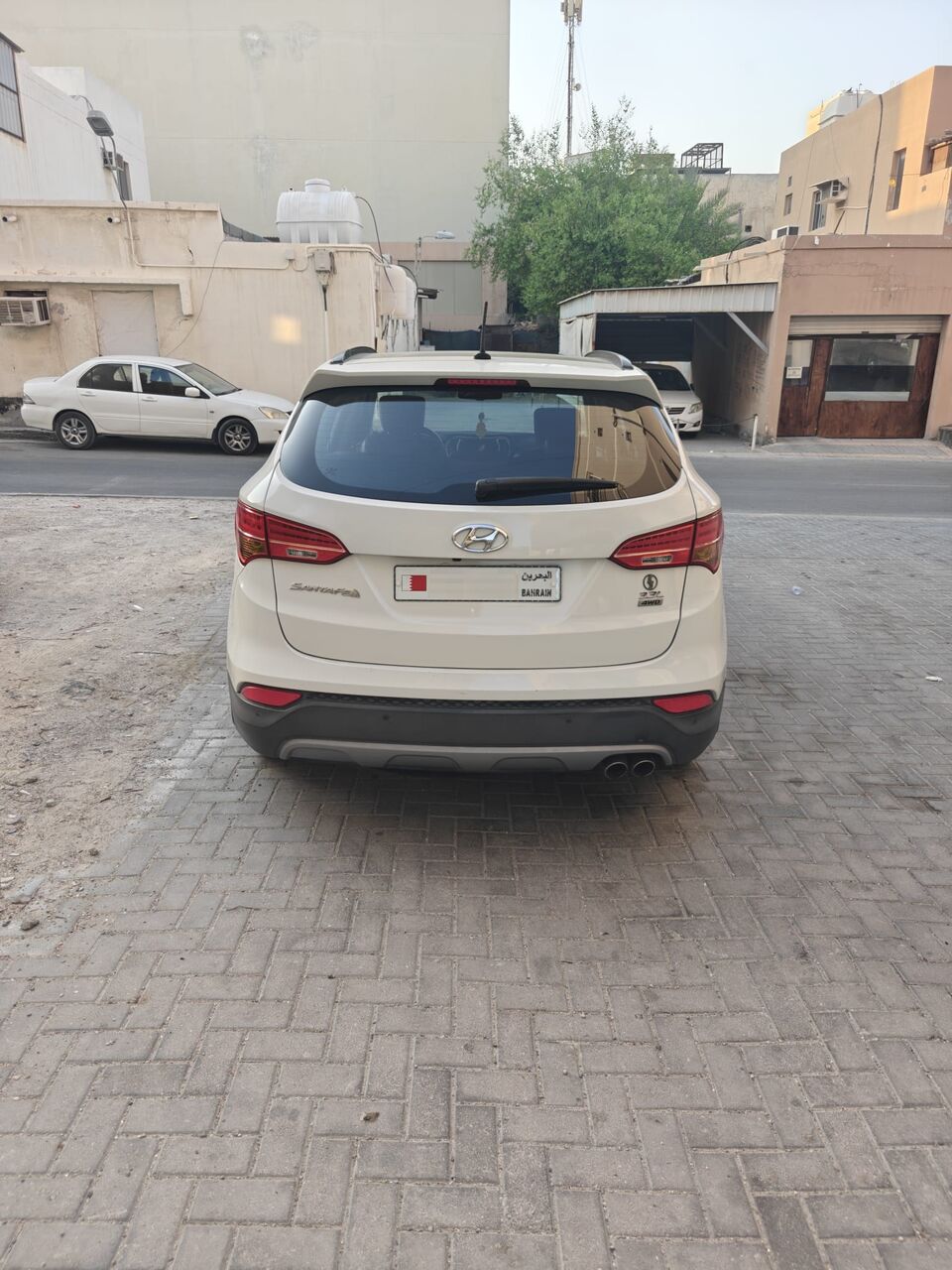 East Riffa, Vehicles, Cars & Trucks , BHD 3700,  Hyundai Santa Fe,  2015,  Automatic,  172000 KM,    3.3L V6 AWD &ndash; Excellent Condition / Agency Maintained