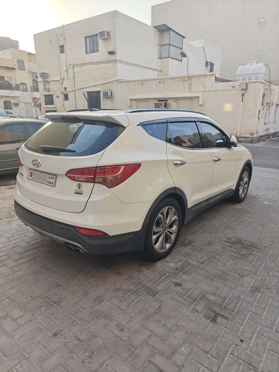 East Riffa, Vehicles, Cars & Trucks , BHD 3700,  Hyundai Santa Fe,  2015,  Automatic,  172000 KM,    3.3L V6 AWD &ndash; Excellent Condition / Agency Maintained