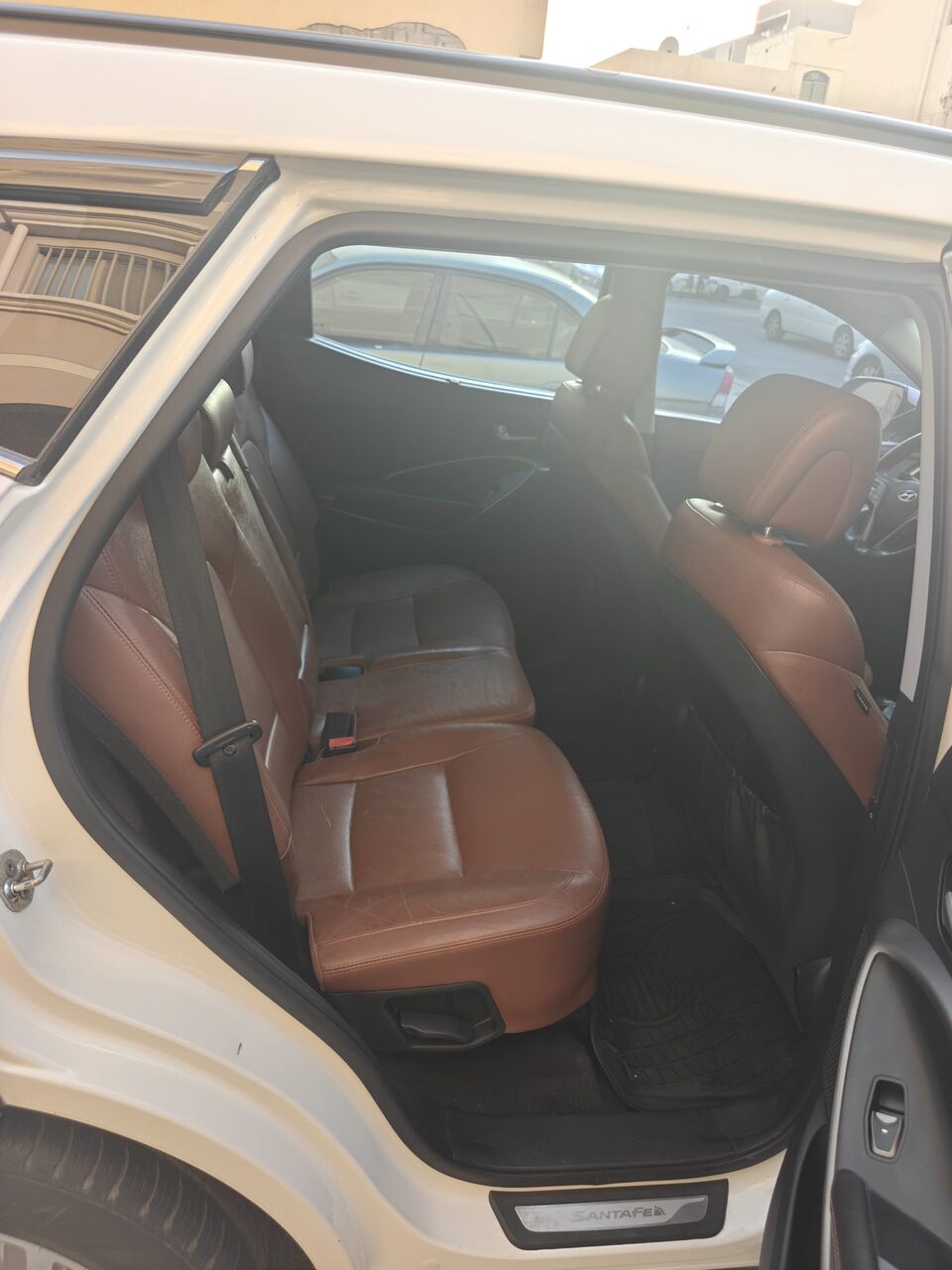 East Riffa, Vehicles, Cars & Trucks , BHD 3700,  Hyundai Santa Fe,  2015,  Automatic,  172000 KM,    3.3L V6 AWD &ndash; Excellent Condition / Agency Maintained