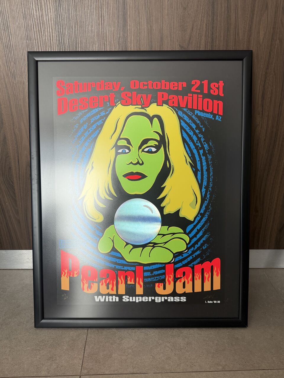 Manama, Collectibles, BHD 250,  RARE Pearl Jam Phoenix 2000, Lindsey Kuhn, Signed & Numbered 213/269