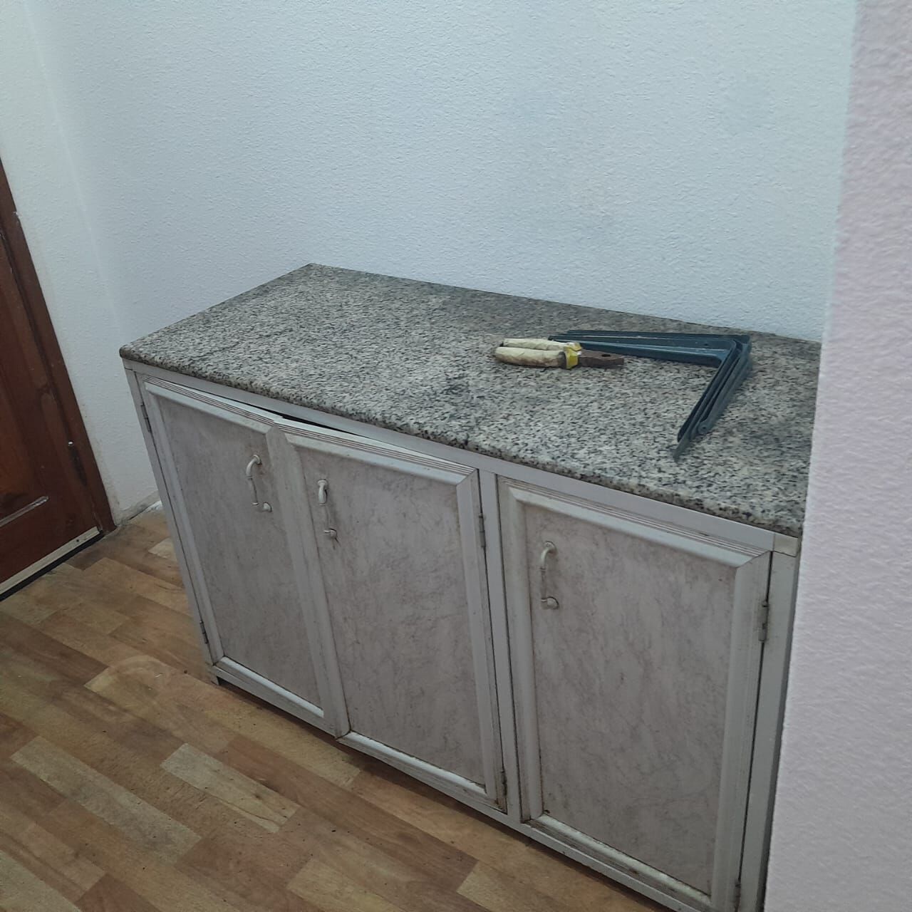 Jubail, Rooms for Rent, SAR 1100/month,  I Am Offering One Big Room Semi Furnished