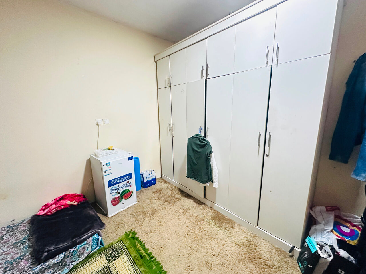 Jubail, Rooms for Rent, 1 Room Available For Rent 3 Months Shola Pump Near Hot And Spicy