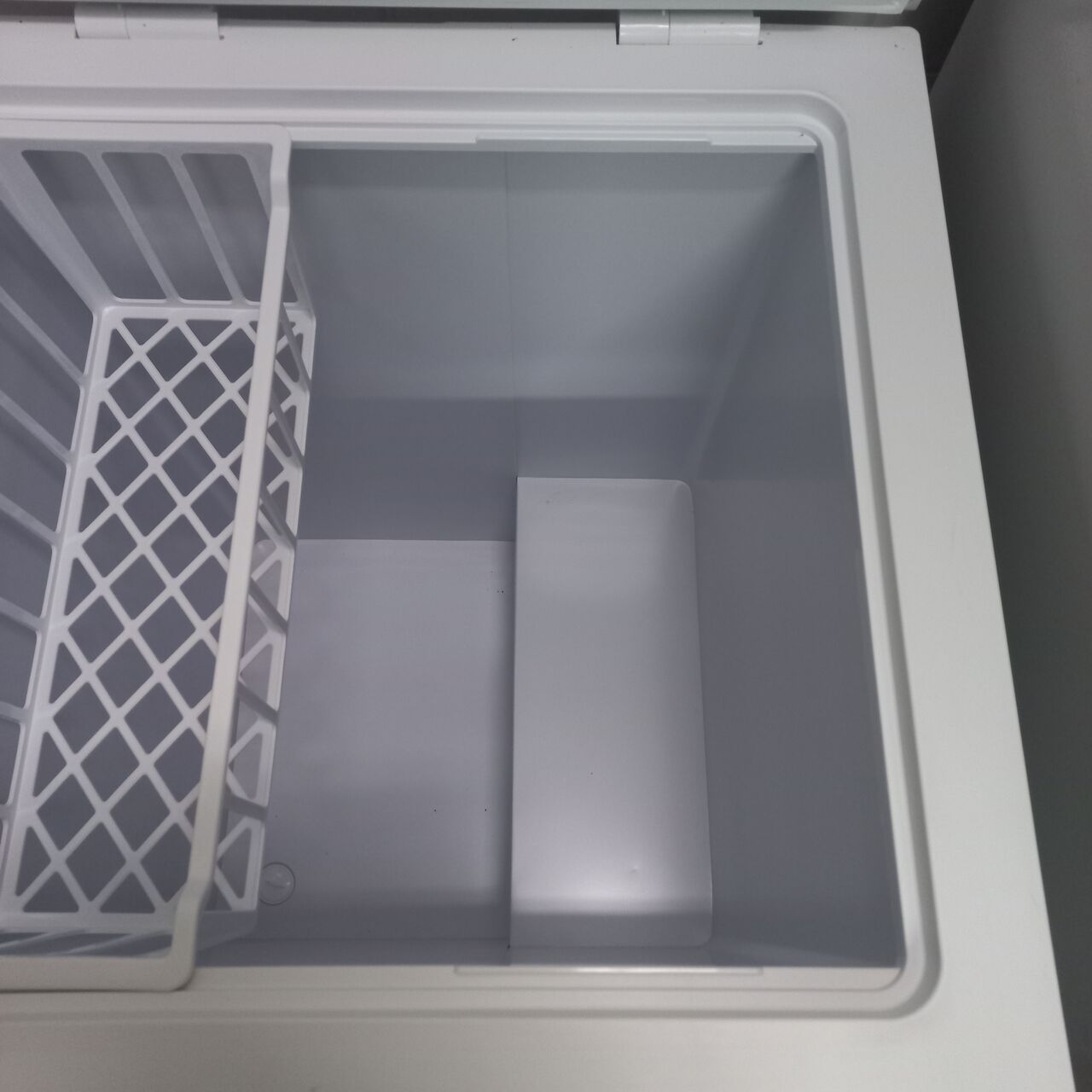Jubail, Electronics, SAR 400,  Deep Freezer