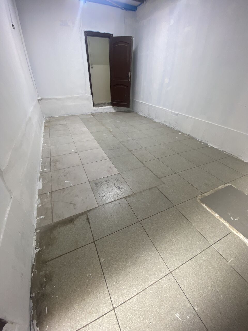 Jeddah, Rooms for Rent, SAR 1300/month,  24 Sq. Meter,  Large Room 24 Sqm - For 2 Bachelors Max