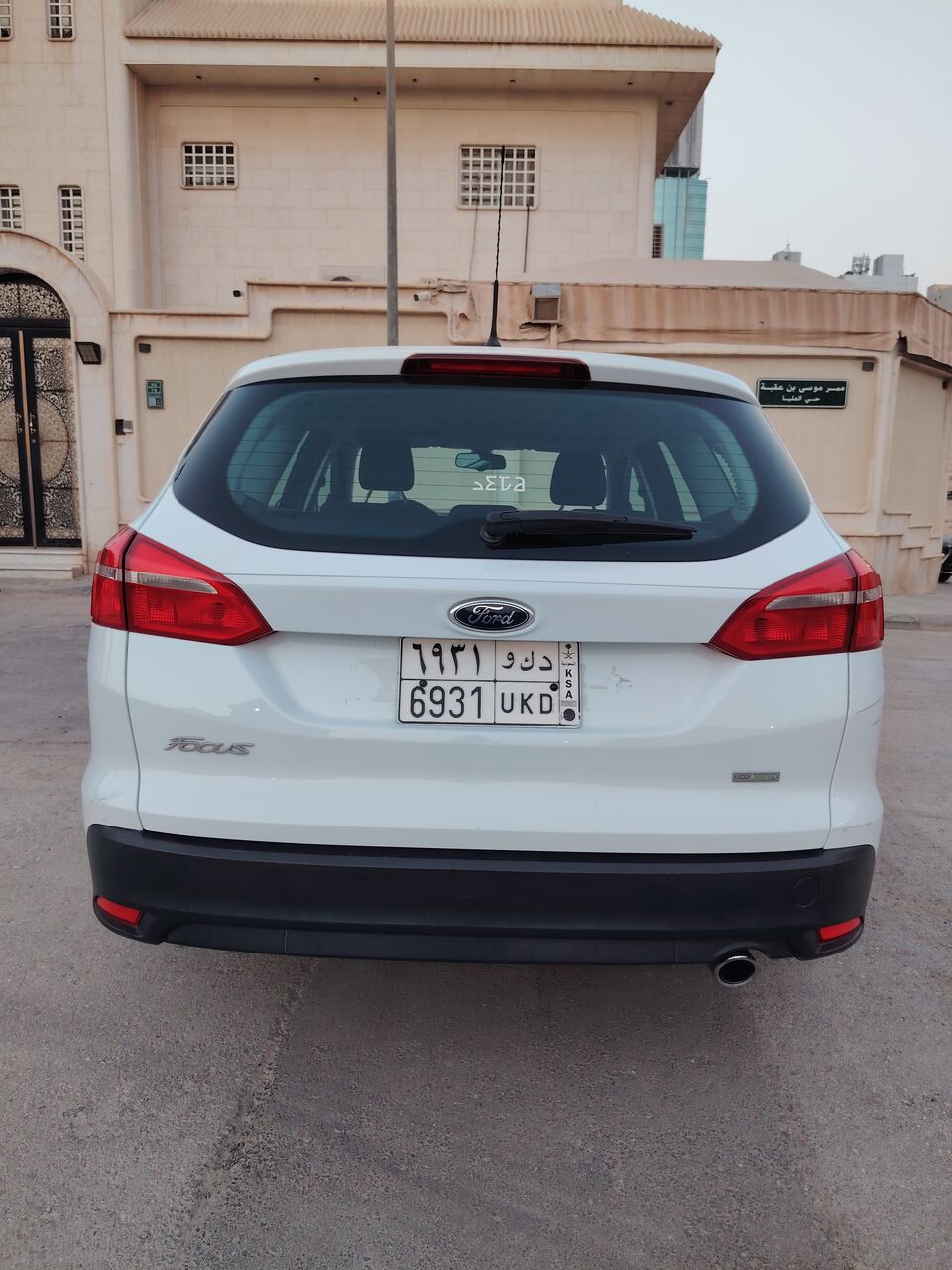 Riyadh, Vehicles, Cars & Trucks , SAR 27500,  Ford Focus,  2017,  Automatic,  207000 KM,  Brand New Condition No Accidents Very Clean