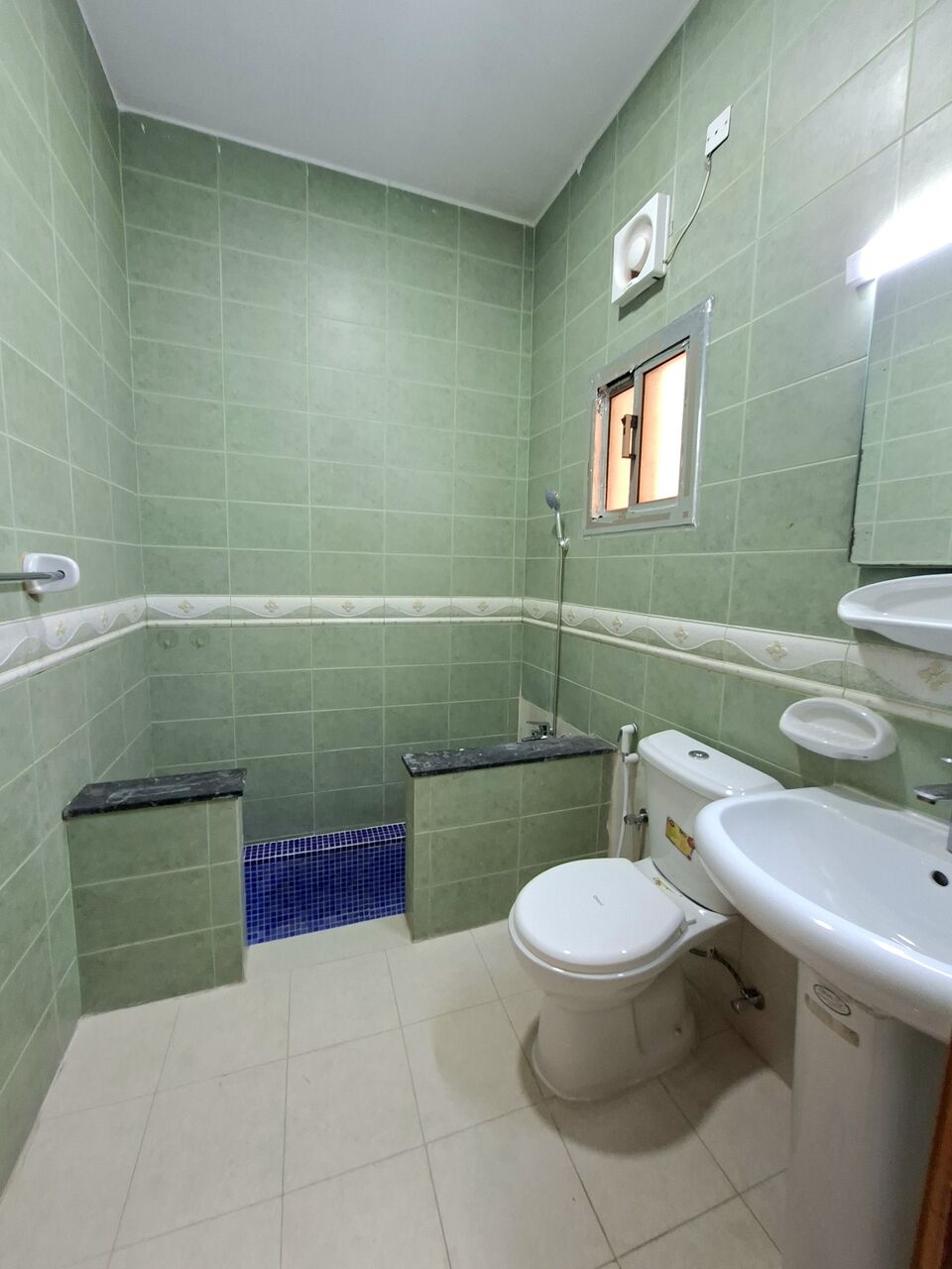 Hoora, Apartments, Flats, Houses & Villas, BHD 275/month,  Furnished,  2 BR,  Fully Furnished Family 2 BHK With Ewa In Gudaibiya,WiFi,Neat & Clean Flat @ 35547951