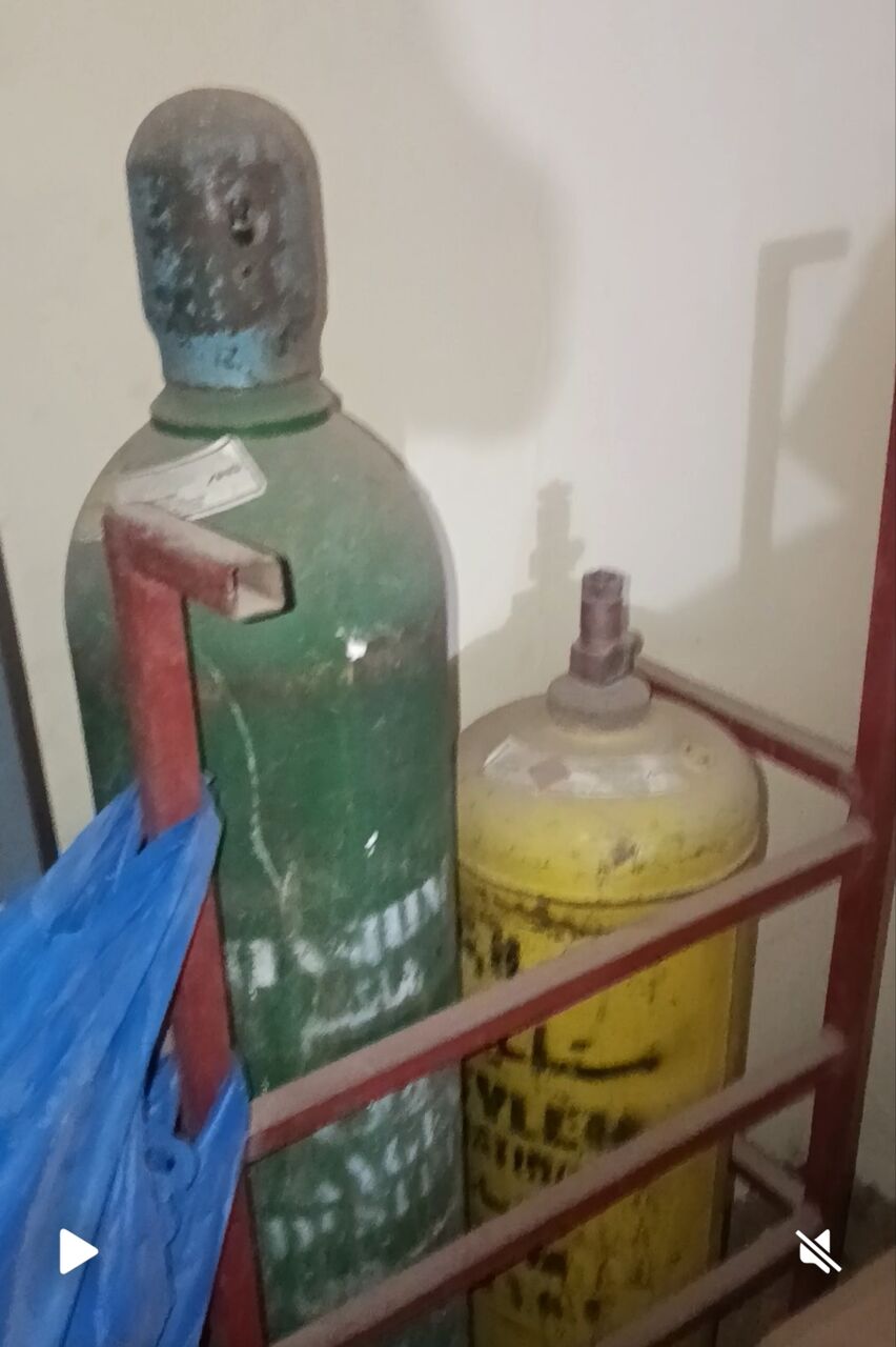 Jeddah, Industrial Machinery, SAR 1,  Drill Press 32 Mm , Oxygen And Acetylene Cylinders And 3 Ton Jack For Sale