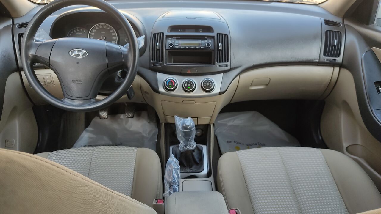 Al Sharafeyah, Vehicles, Cars & Trucks , SAR 22000,  Hyundai Elantra,  2011,  Manual,  241000 KM,  For Sale