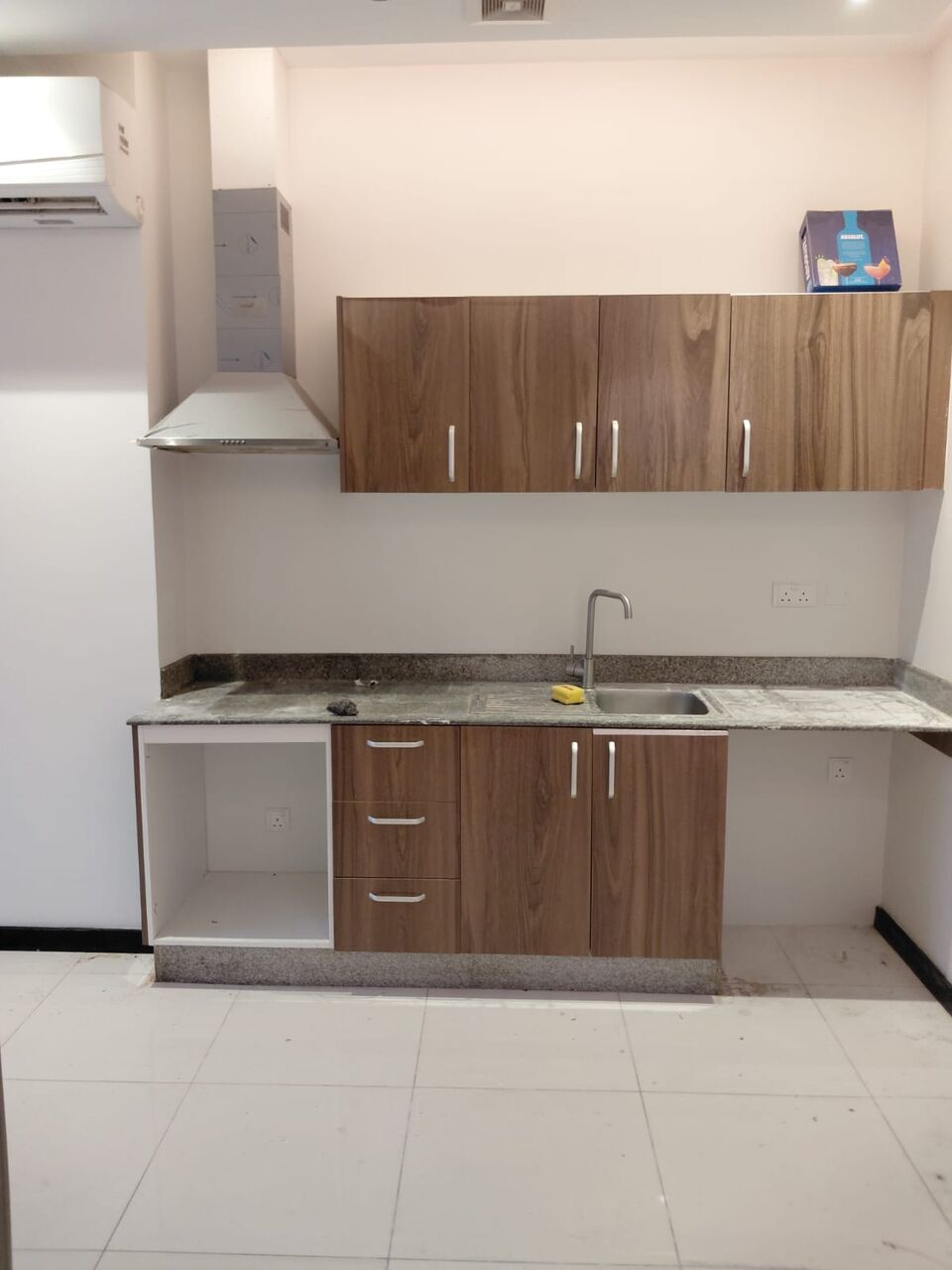 Riffa, Apartments, Flats, Houses & Villas, BHD 150/month,  Studio,  70 Sq. Meter,  Studio Flat For Rent With EWA | With AC