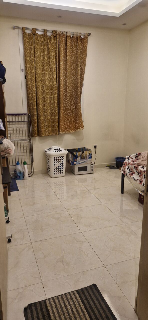 Riyadh, Rooms for Rent, SAR 1300/month,  100 Sq. Feet,  One Separate Room In 3 Bedroom Family Apartment For Executive Bachelor For 3 Months