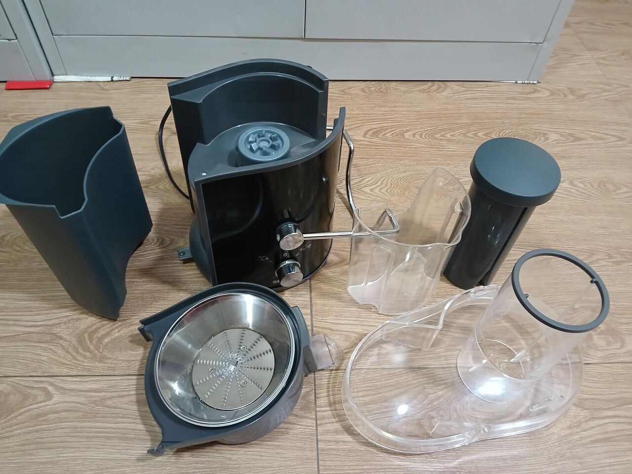 Hoora, Electronics, BHD 14,  Sencor Juice Extractor For Sale Clean And Well Maintained