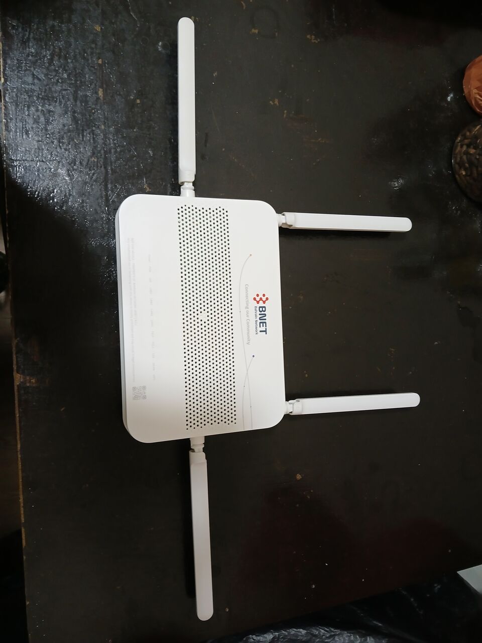 Hoora, Electronics, BHD 15,  BNET Fiber Wifi Router 4  Antenna - Good Condition