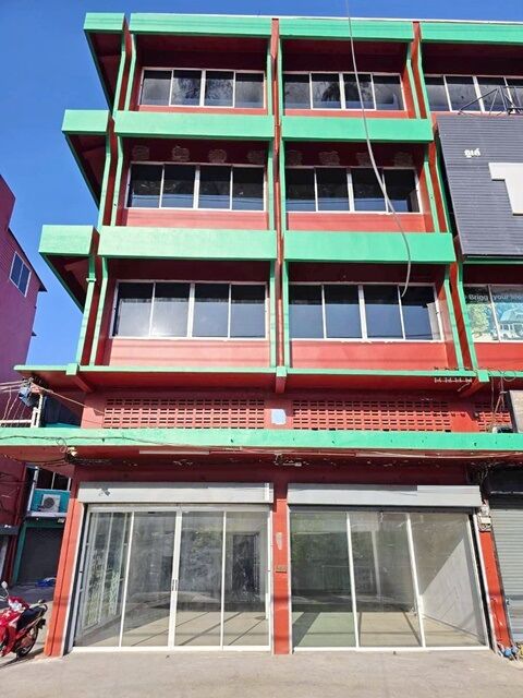 Bangkok, Villas, THB 64998,  28 Sq. Feet,  Phaya Thai 4 Bedrooms, BTS Saphan Khwai 900m. Ari, Building For Rent, 4.5 Floors, 2