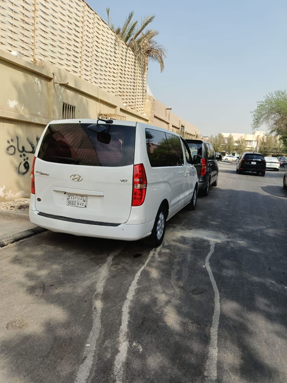 Riyadh, Vehicles, Cars & Trucks , SAR 47000,  Hyundai H1,  2017,  Automatic,  355000 KM,  Hyundai Starex Diesel  For Sale
