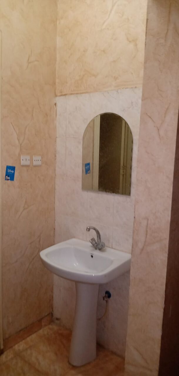 Riyadh, Rooms for Rent, SAR 1000/month,  Furnished,  Available 1 Room In A Bachelor Flat, AC, Washing Machine, LPG Gas Stove Are Available.