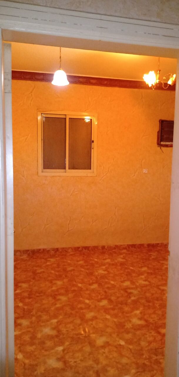 Riyadh, Rooms for Rent, SAR 1000/month,  Furnished,  Available 1 Room In A Bachelor Flat, AC, Washing Machine, LPG Gas Stove Are Available.