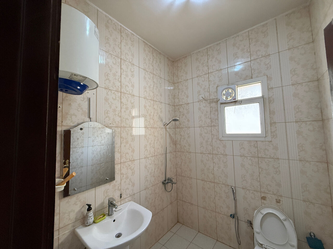 Al Malaz, Apts/Flats Wanted, SAR 41500/year,  2 BR,  Flat To Transfer Or Lice