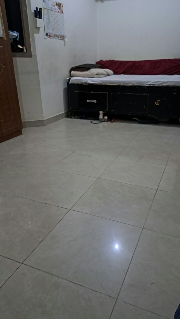 Salmaniya, Bedspace For Rent, BHD 35/month,  BED SPACE AVAILABLE - 35 BD ONLY WITH EWA
