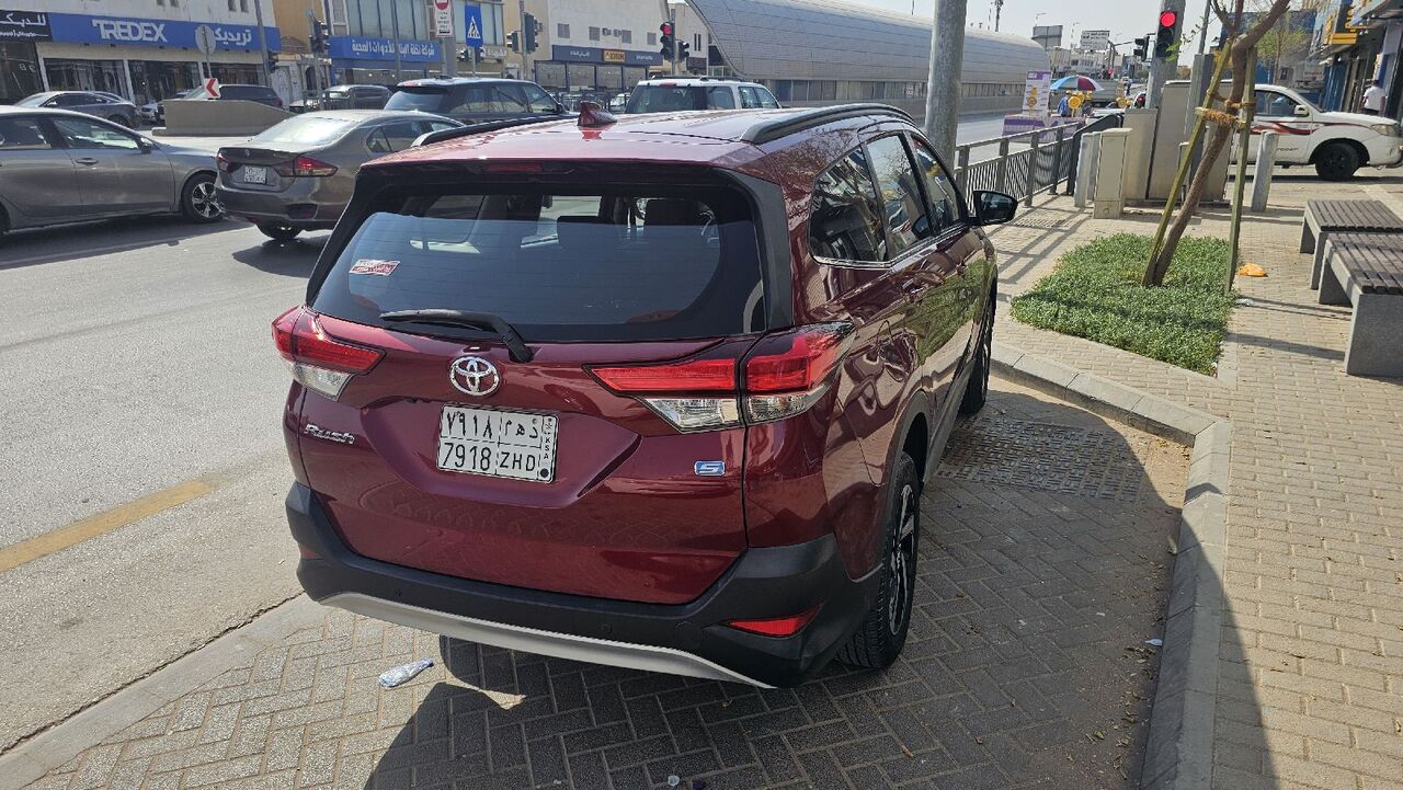 Riyadh, Vehicles, Cars & Trucks , SAR 55000,  Toyota RSC,  2021,  Automatic,  194000 KM,  Toyota Rush - S  Full Option