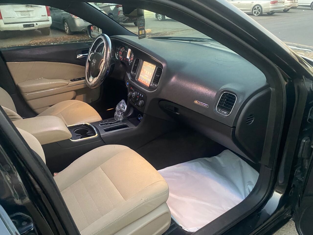 Jeddah, Vehicles, Cars & Trucks , SAR 27000,  Dodge Charger,  2012,  Automatic,  210000 KM,   Full Option Sunroof