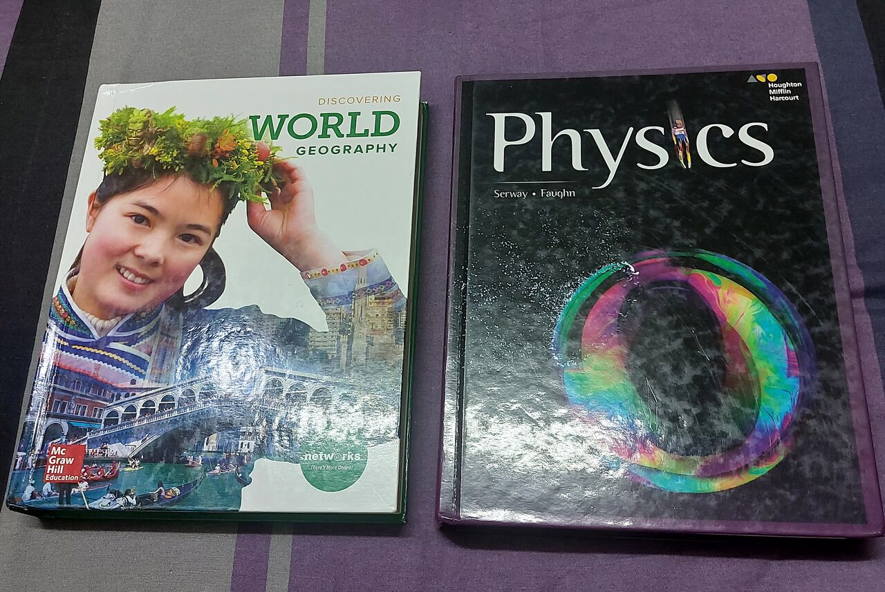 Yanbu, Household Items, SAR 10,  High School Textbooks