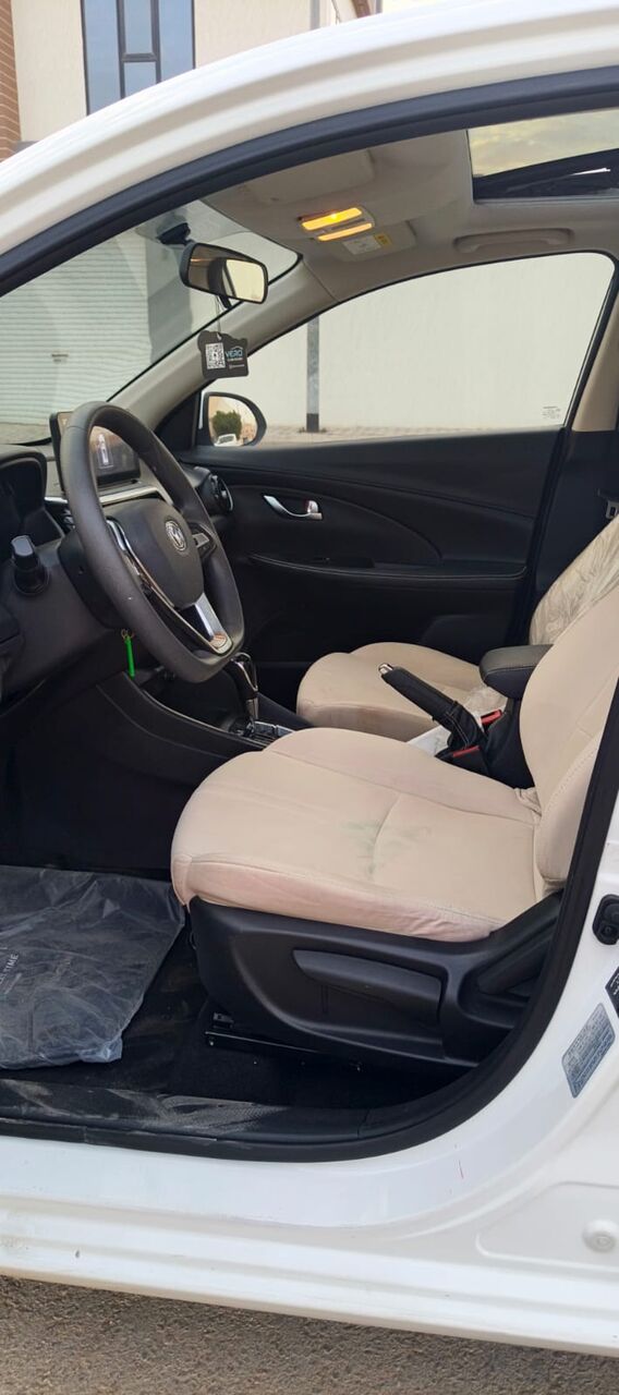 Riyadh, Vehicles, Cars & Trucks , SAR 26000,  Changan Alsvin,  2024,  Automatic,  60000 KM,  Changan  Alsvin  Model Full Option Sunroof