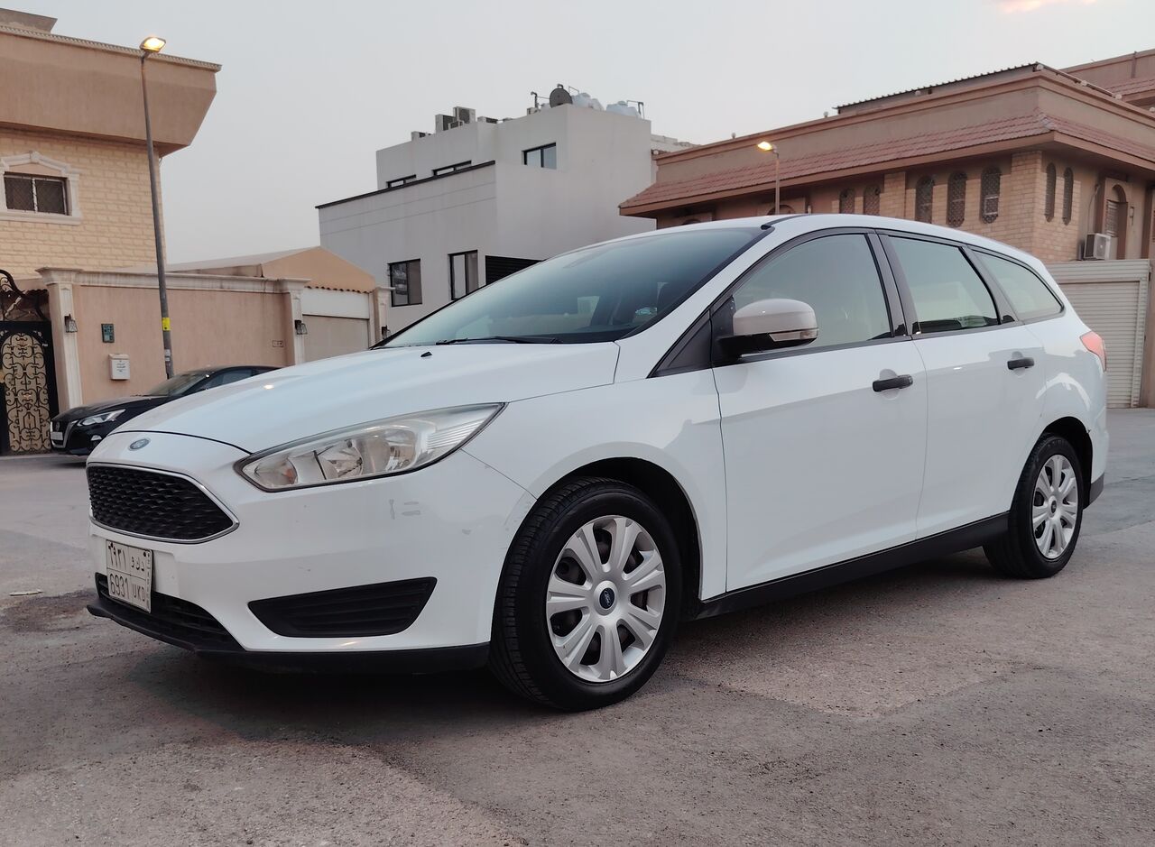 Riyadh, Vehicles, Cars & Trucks , SAR 27500,  Ford Focus,  2017,  Automatic,  207000 KM,  Brand New Condition No Accidents Very Clean