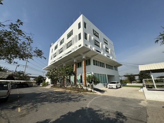 Bangkok, Villas, THB 12999,  18 Sq. Feet,  With Elevator, Air Conditioning, Chaiyaphruek-Ratchaphruek, Bang Phlap, Office For Rent,
