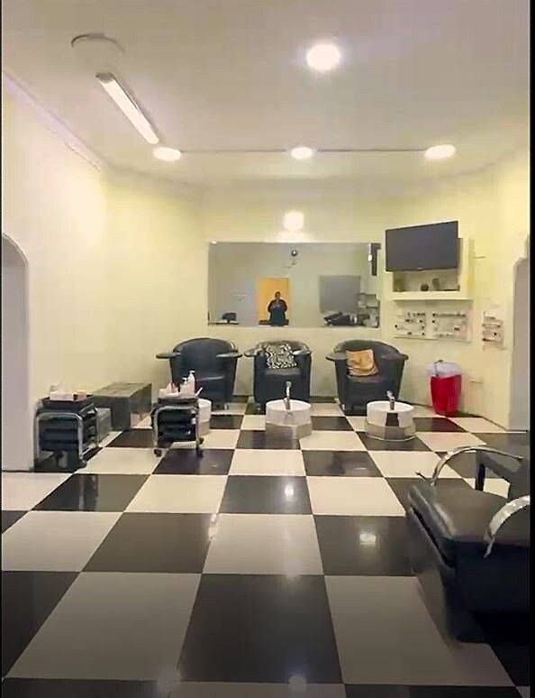 Mahooz, Shops, BHD 5000,  217 Sq. Meter,  Fully Equipped Ladies