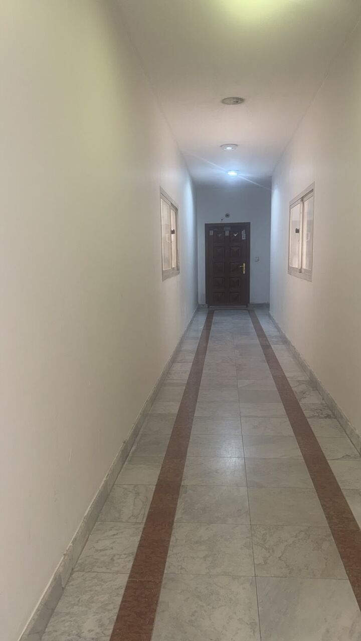 Riyadh, Rooms for Rent, SAR 1300/month,  Very Big Studio Room, With AC, Small Fridge, 2 Single Mattress, Separate Full Washroom REN