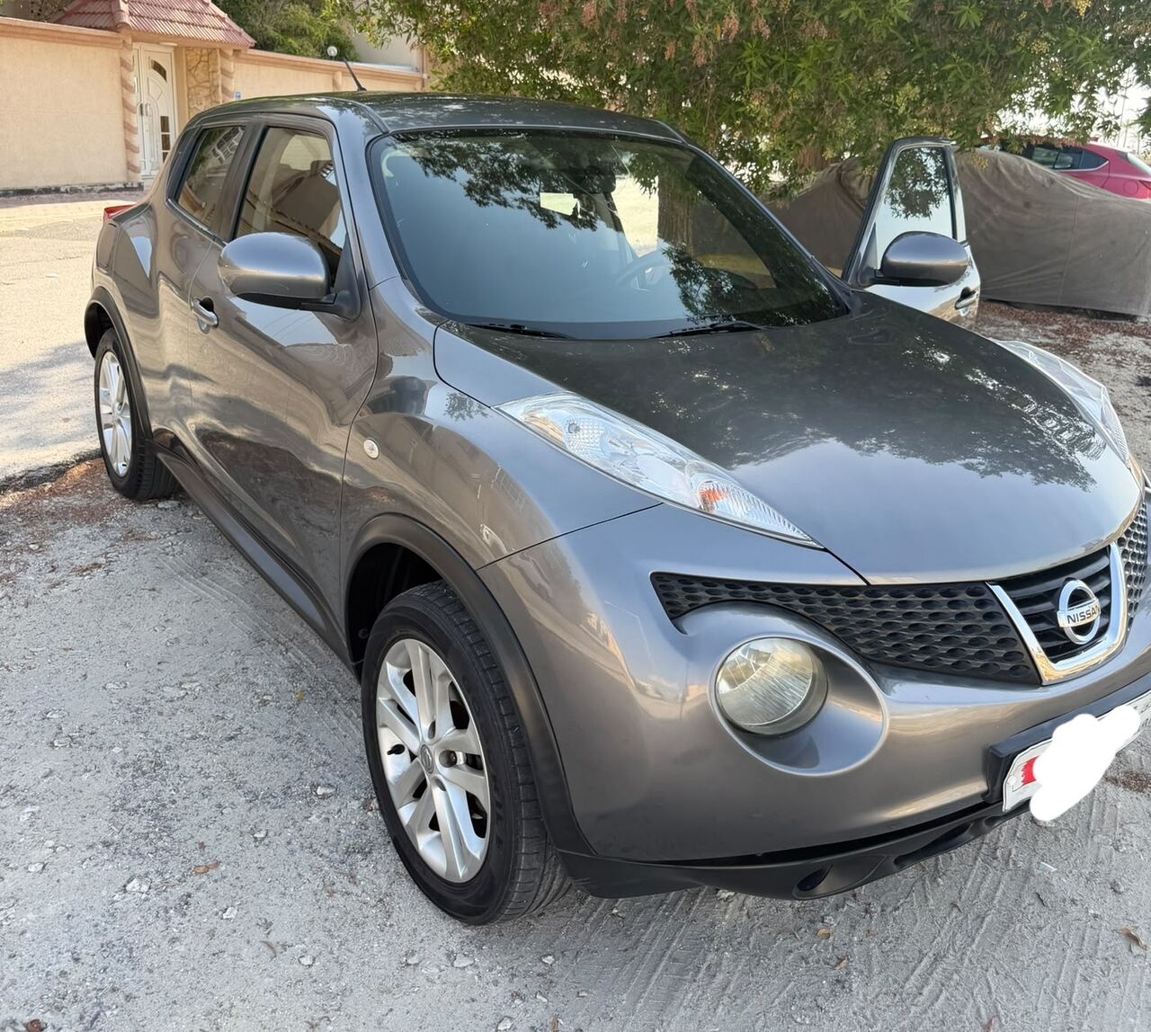 Manama, Vehicles, Cars & Trucks , BHD 2150,  Nissan Juke SV,  2014,  130 KM,  Urgent Sale Nissan Juke  Model
