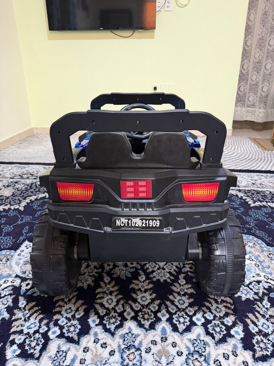 Khobar, Baby & Kid Stuff, SAR 330,  KIDS CAR JEEP FOR SALE