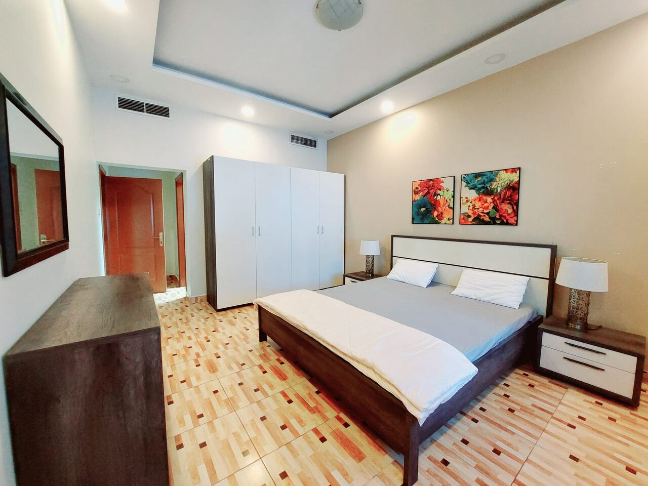 Juffair, Apartments, Flats, Houses & Villas, BHD 350/month,  Furnished,  2 BR,  220 Sq. Meter,  2 BHK Unlimited EWA Furnished Apartment | Housekeeping | In JUFFAIR