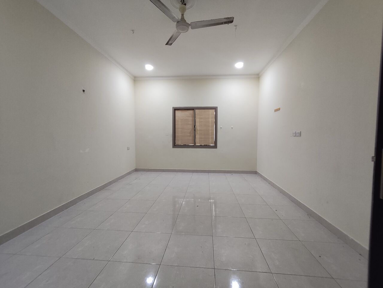 East Riffa, Apartments, Flats, Houses & Villas, BHD 140/year,  1 BR,  East Riffa:- Studio Flat On Rent With Unlimited Ewa..