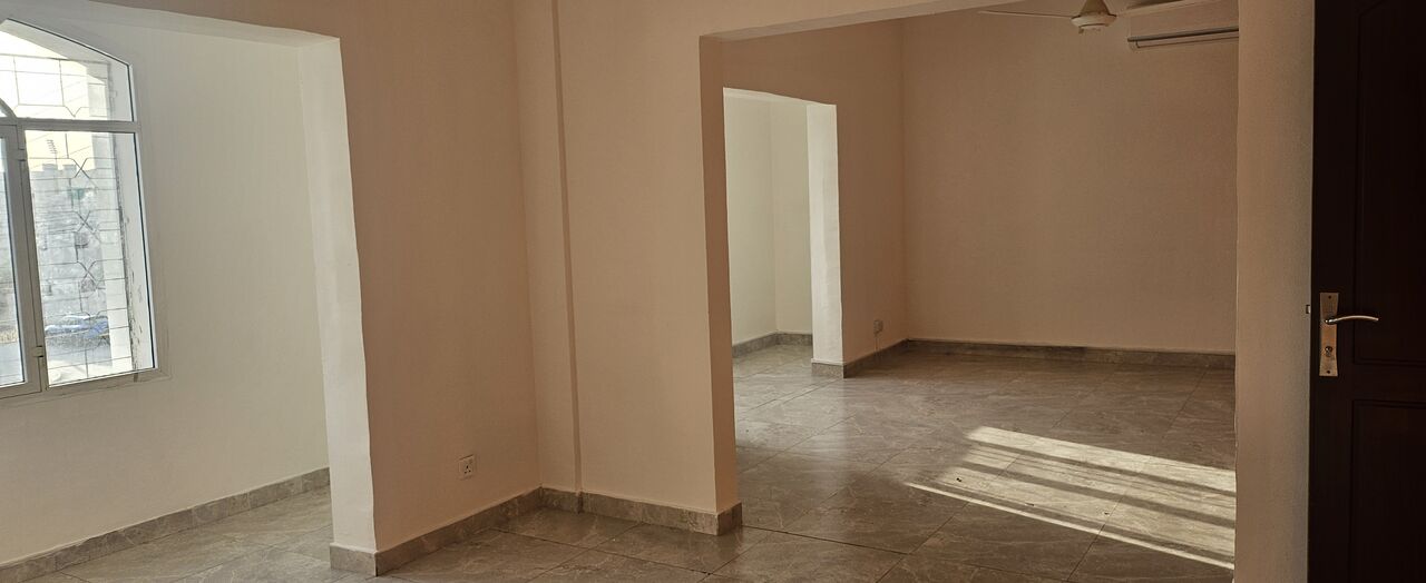 Bawshar, Apartments, Flats, Houses & Villas, OMR 200/year,  3 BR,  Rent 3bhk Flat In Wattaya Muscat Oman