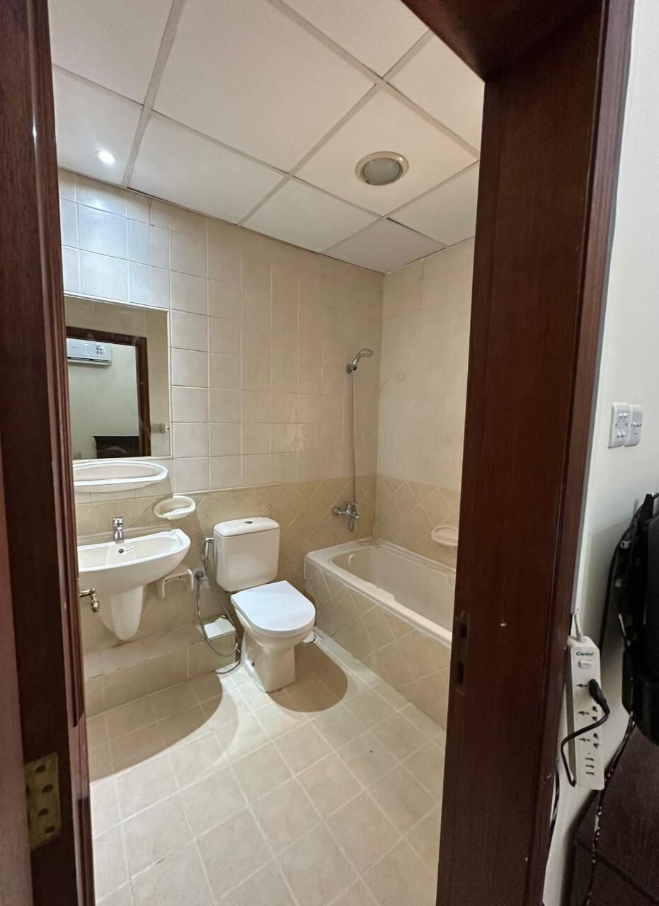Busaiteen, Apartments, Flats, Houses & Villas, BHD 250/month,  Furnished,  Studio,  Big Studio For Rent In Busaiteen