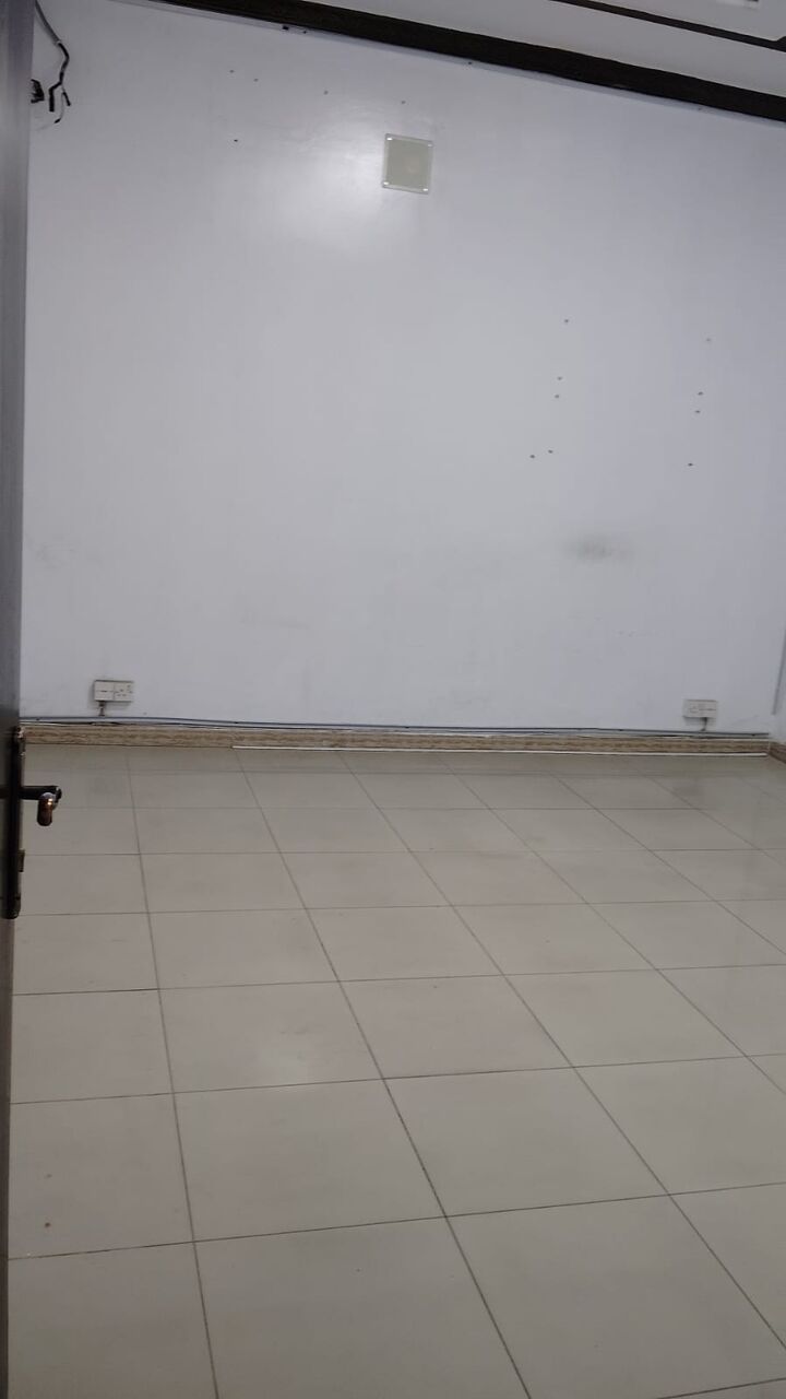 Riyadh, Apartments, Flats, Houses & Villas, 3 BR,  Spacious 3-Room Setup: Perfect For Office Or Resident