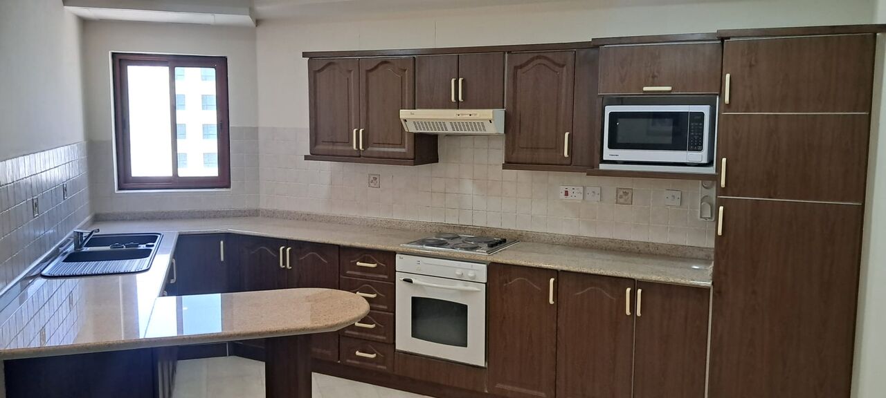 Juffair, Apartments, Flats, Houses & Villas, BHD 350/month,  2 BR,  Fully Furnished Apartments Available For Rent Bd 350 With 25 Bd Ewa Limit