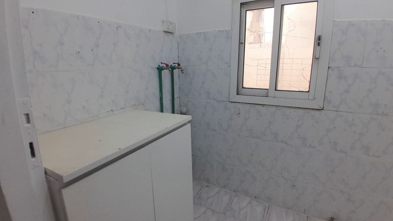 Gudaibiya, Apartments, Flats, Houses & Villas, BHD 150/year,  1 BR,  Gudaibiya:- 1Bhk Flat On Rent With Unlimited Ewa..