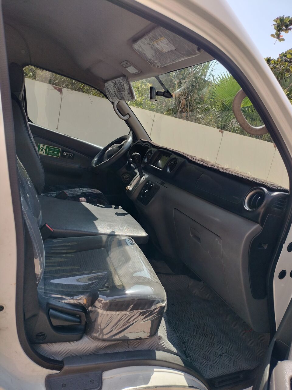 Manama, Vehicles, Cars & Trucks , Nissan NV3500,  2019,  Automatic,  268000 KM,   Nissan Urvan Highroof Passenger Seats Bus