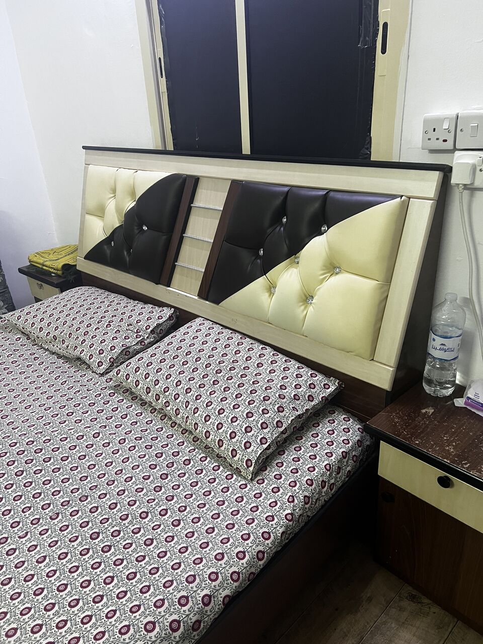 Ad Diriyah, Household Items, SAR 500,  Double Bed With Side Tables, Wardrobe & Dressing Table - Diriyah Khalidiya