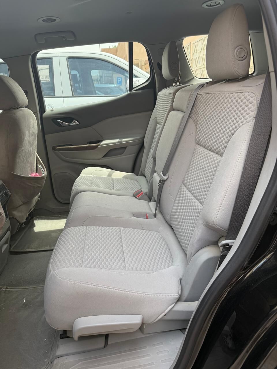 Riyadh, Vehicles, Cars & Trucks , SAR 59550,  GMC Acadia,  2017,  Automatic,  218718 KM,  Well Maintained Car For Sale