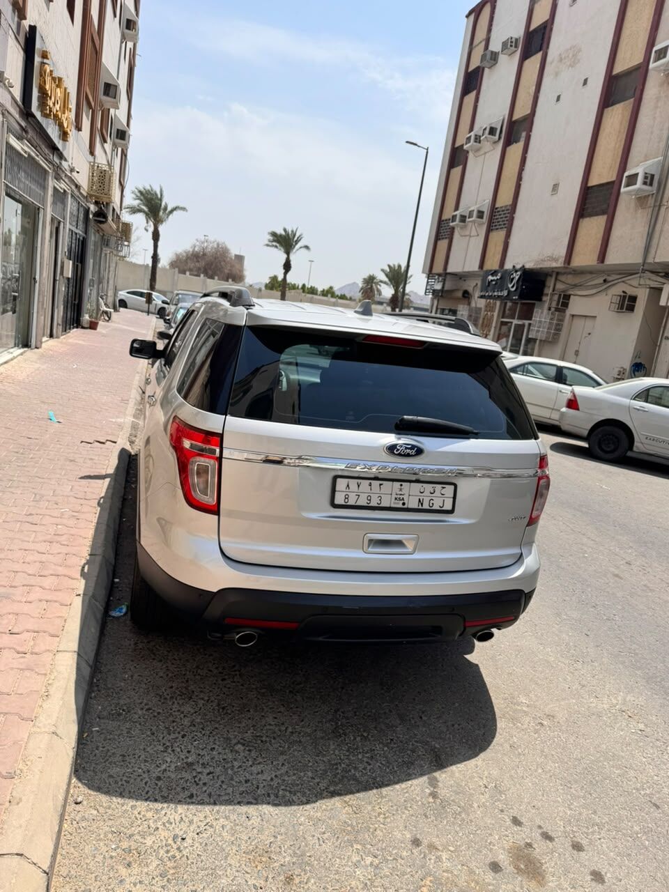 Al Aziziyah, Vehicles, Cars & Trucks , SAR 42000,  Ford Explorer,  2015,  Automatic,  193400 KM,  Original Low Mileage Well Maintained And Original Condition