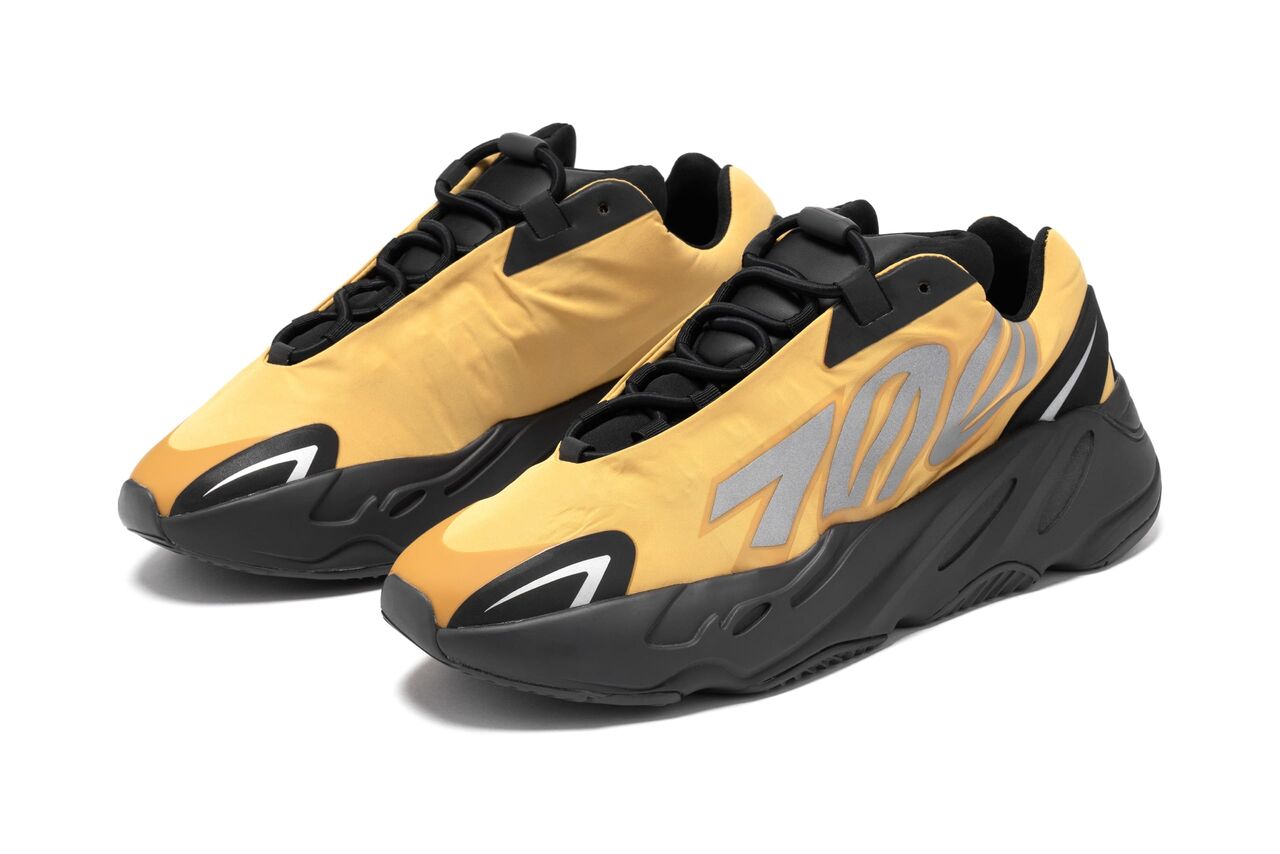 Riyadh, Collectibles, SAR 1300,  Adidas Original YEEZY BOOST 500 And 700 / Off-White X Nike Blazer