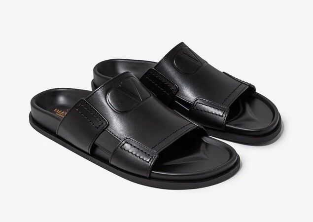 Riyadh, Collectibles, SAR 1500,  Louis Vuitton And VALENTINO Garavani VLogo Signature Leather Slides