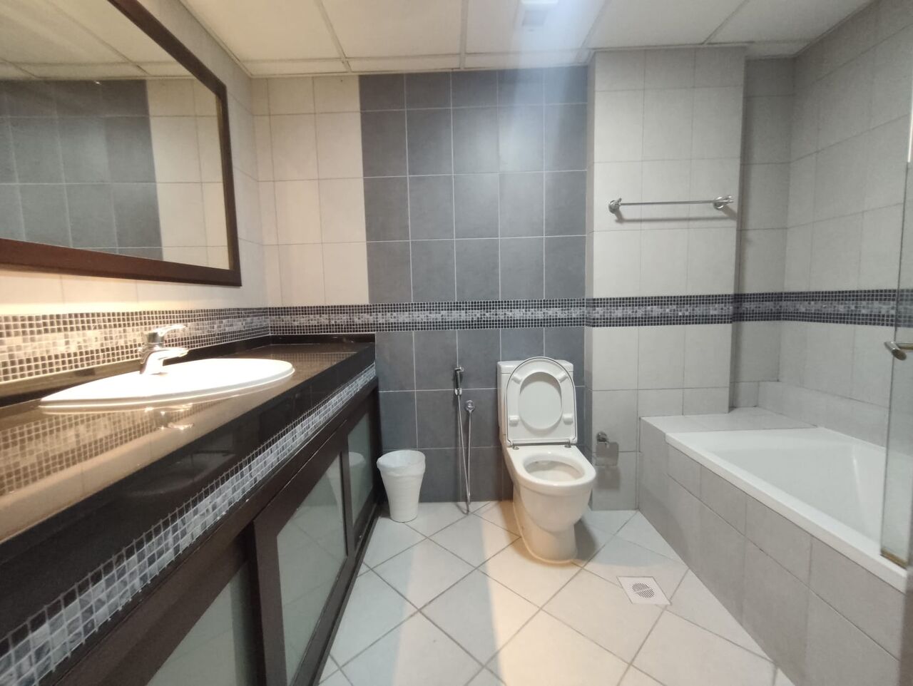 Kabul, Apartments, Flats, Houses & Villas, AFN 470/year,  Furnished,  2 BR,  140 Sq. Meter,  Gorgeous 2 Bhk Flat For Rent  In Juffair  Just For 470  BD