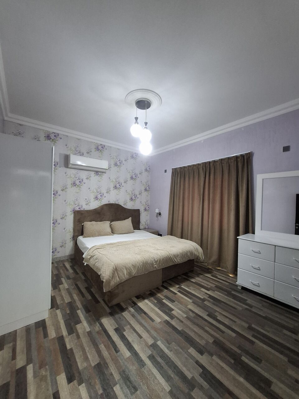 Manama, Apartments, Flats, Houses & Villas, BHD 330/month,  Furnished,  2 BR,  90 Sq. Meter,  Fully Furnished 2 Bedrooms Flat In Seef