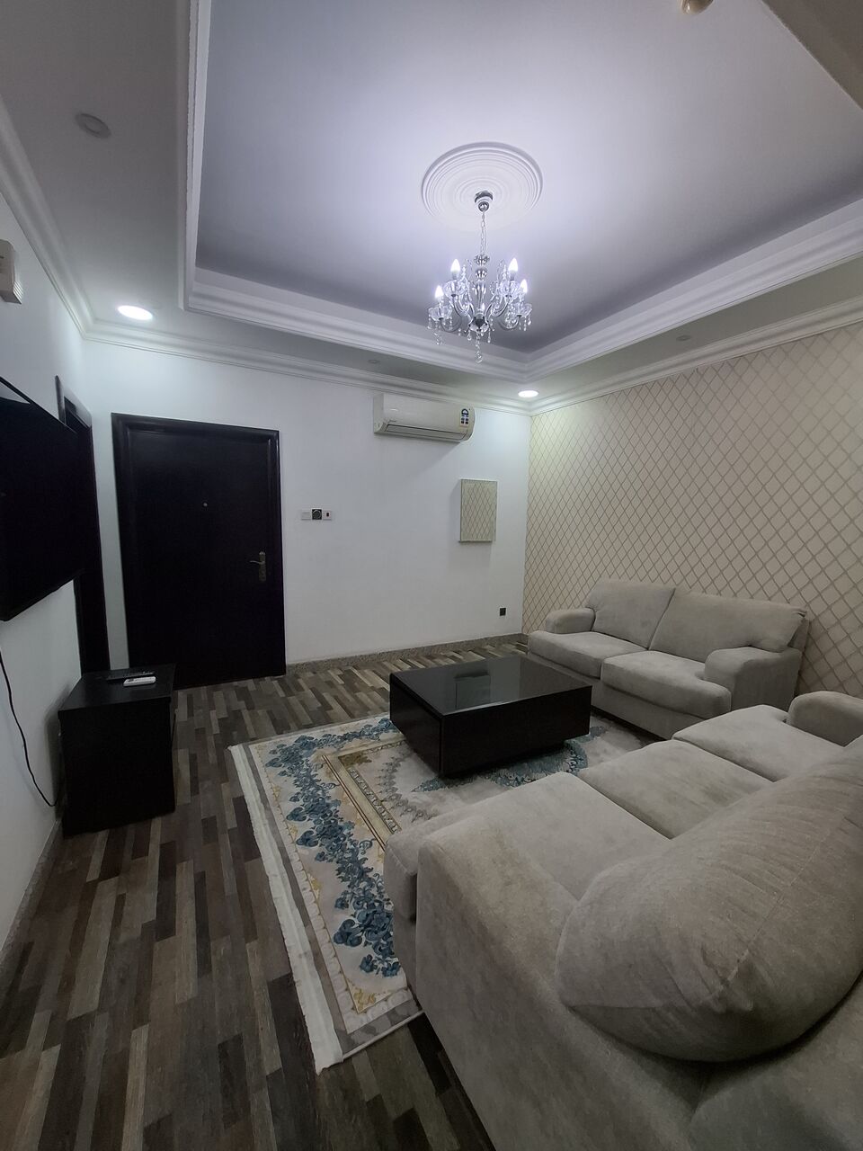 Manama, Apartments, Flats, Houses & Villas, BHD 330/month,  Furnished,  2 BR,  90 Sq. Meter,  Fully Furnished 2 Bedrooms Flat In Seef