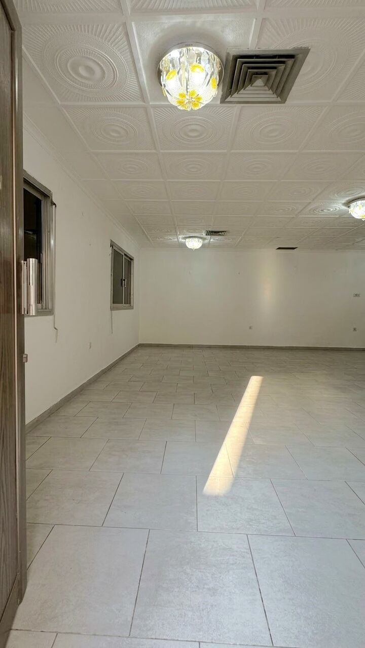 Salwa, Apartments, Flats, Houses & Villas, KWD 600/month,  5 BR,  Apartment For Rent In Salwa, Ground Floor.